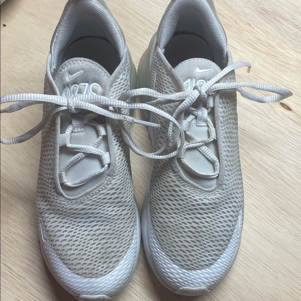 Kids Nike Air Max 270 White Sneakers 3Y